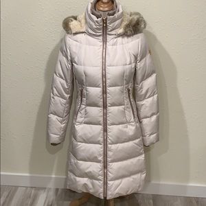 Layered Collar Bubble/Puffer Coat w/Faux Fur